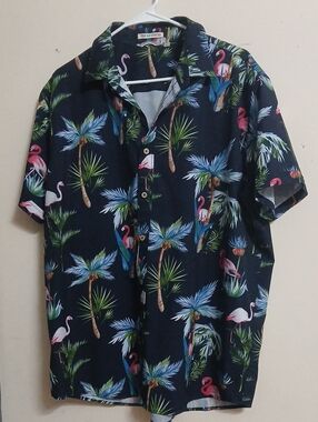Men's Navy Flamingo Print Short-Sleeve Button-Down Shirt